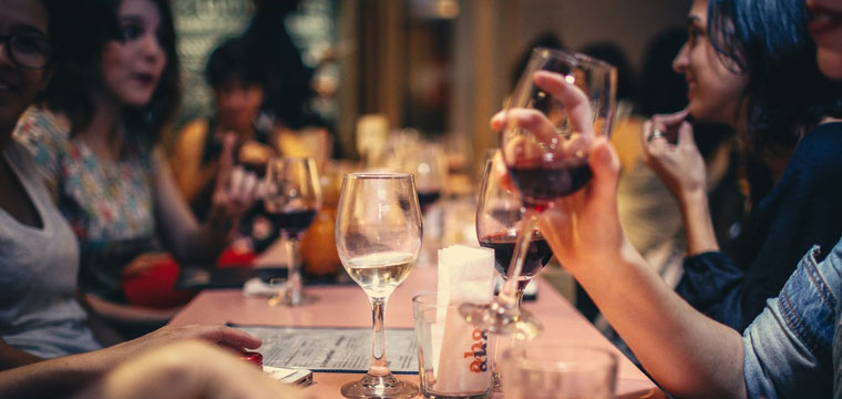 How to Improve Restaurant Customer Experience for Repeat Business