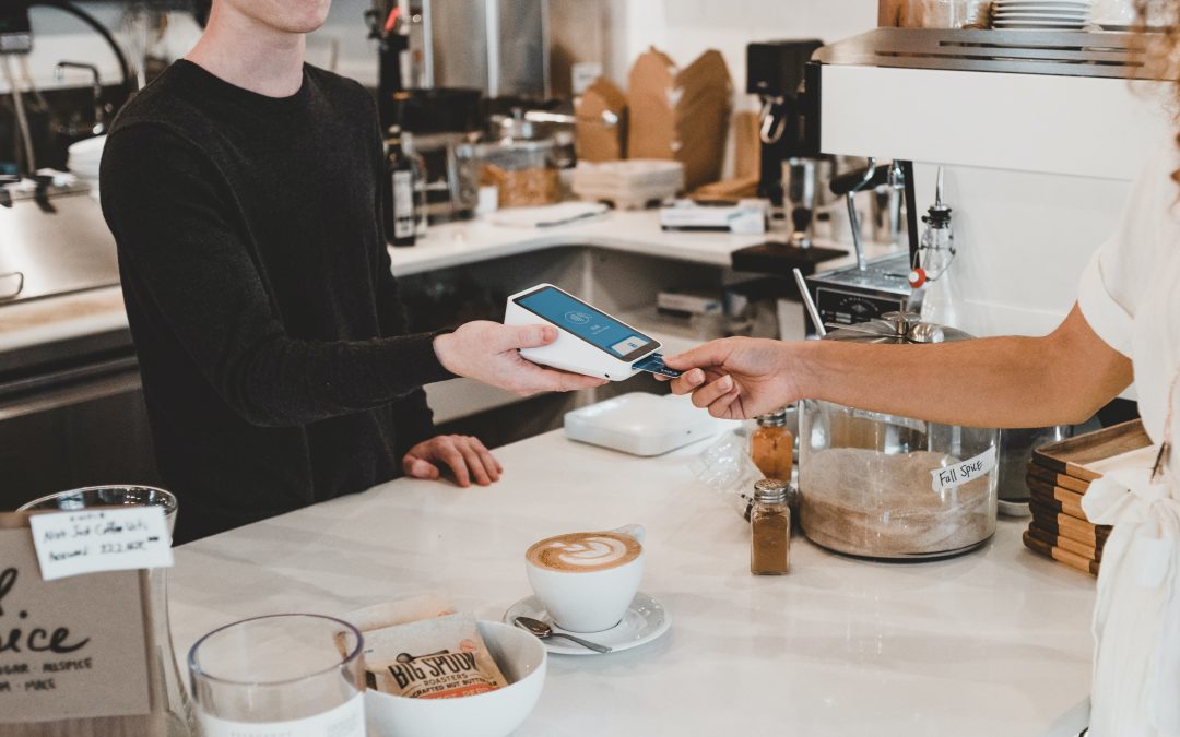 3 Ways Technology Can Improve Customer Experience